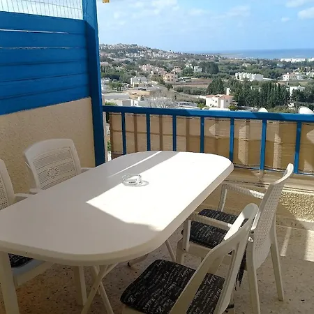 2-bedroom Panoramic Seaview With Huge Terrace شقة
